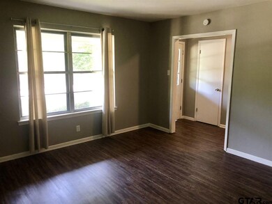 901 Rhodes Dr, Tyler, TX 75701 - photo 5