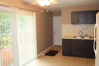 3500 York Dr, Saint Charles, MO 63301 - photo 5