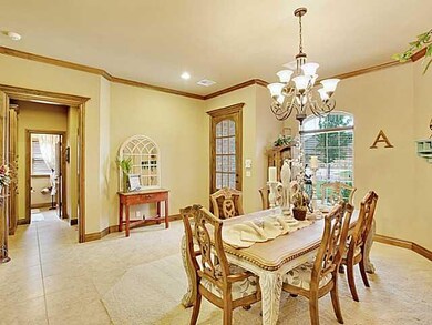 19808 Crest Ridge Dr, Edmond, OK 73012 - photo 4