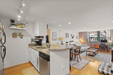 Parris Landing unit 4304, Charlestown, MA 02129 - photo 4