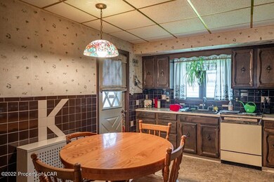 236 E Green St, Nanticoke, PA 18634 - photo 7