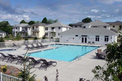 Resort-style Pool