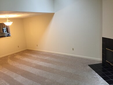 16 Carriage Ln unit 16, Shirley, MA 01464 - photo 4