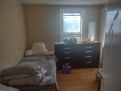 924 Clay St, Manchester, NH 03103 - photo 7