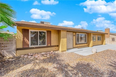 7274 Pinebrook Cir, Las Vegas, NV 89147 - photo 3