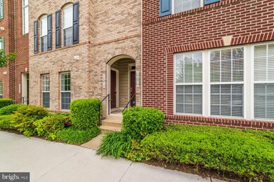 15217 Lancashire Dr unit 367, Woodbridge, VA 22191 - photo 4