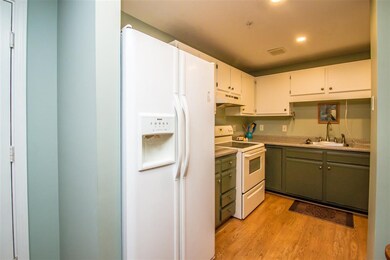 19 Saco St unit 36, Center Conway, NH 03813 - photo 6