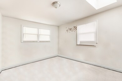 unlisted-address, Country Club Hills, IL 60478 - photo 6