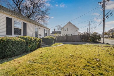 85 Forbes St, Riverside, RI 02915 - photo 2