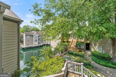 610 Mill Pond Dr SE, Smyrna, GA 30082 - photo 3