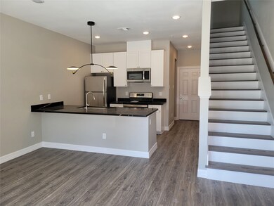 5262 Ella Blvd unit 502, Houston, TX 77018 - photo 3