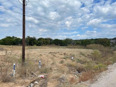 144 Cottongame Dr, Weatherford, TX 76088 - photo 2