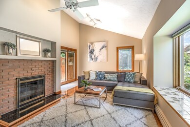 22 Grove Place unit 24, Winchester, MA 01890 - photo 7