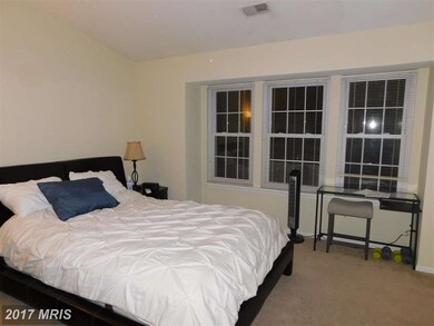 12889 Grays Pointe Rd unit C, Fairfax, VA 22033 - photo 2