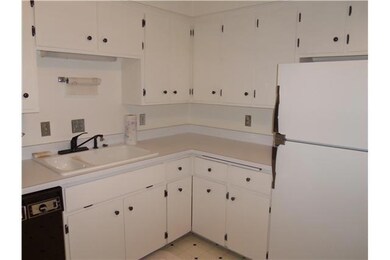 3847 56th St, Des Moines, IA 50310 - photo 4