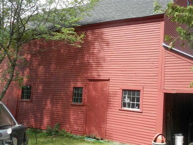 385 W Main St, Tilton, NH 03276 - photo 4