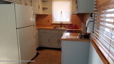 26-A Molly Pitcher - Kitchen 2nd view
