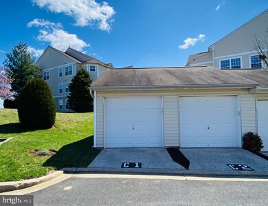 2504 Shelley Cir unit 2B, Frederick, MD 21702 - photo 2