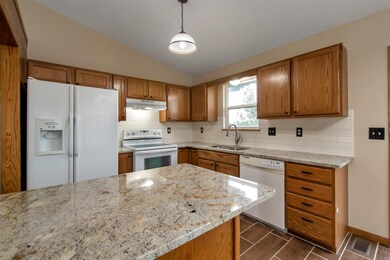 704 S Longbranch Dr, Maize, KS 67101 - photo 6