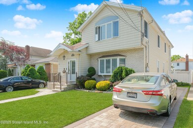 147 Howton Ave, Staten Island, NY 10308 - photo 2