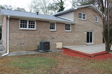 856 Dunleith Ct, Stone Mountain, GA 30083 - photo 4