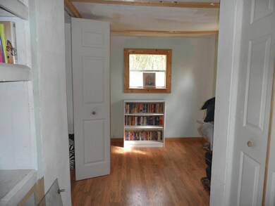 ROOM RT END