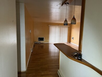 1636 W Estes Ave unit 108, Chicago, IL 60626 - photo 4
