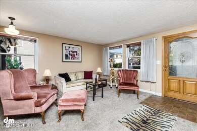 05-Living Room-DW-8175-Edit