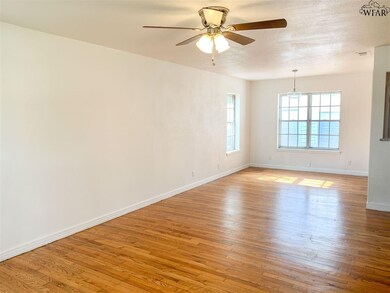 1610 Hursh Ave, Wichita Falls, TX 76302 - photo 3