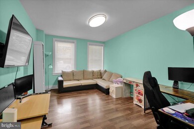 311 W High St, Womelsdorf, PA 19567 - photo 7