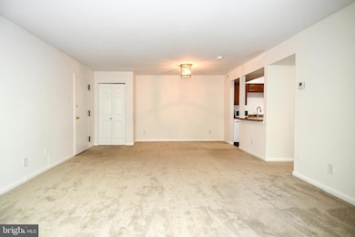 10104 Campus Way S unit 1023A, Upper Marlboro, MD 20774 - photo 6