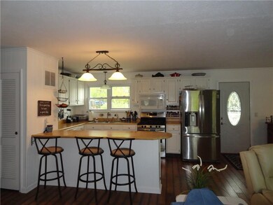 896 SE Santee Dr, Greensburg, IN 47240 - photo 7