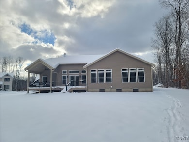 3361 Longview Terrace, Baldwinsville, NY 13027 - photo 2