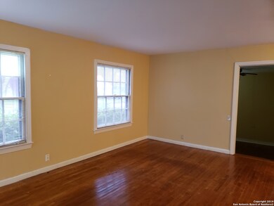 1026 E Humphreys St, Seguin, TX 78155 - photo 4