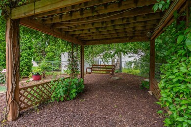 4838 Maple Ave, Fitchburg, WI 53711 - photo 3