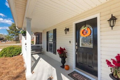 902 Bay Laurel Cir, Warner Robins, GA 31088 - photo 2