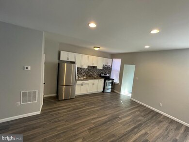 1067 Ellicott Dr, Baltimore, MD 21216 - photo 6