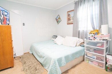 8 Osgood St, Lawrence, MA 01843 - photo 6