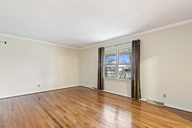 1354 Darcann Drive-Formal Living
