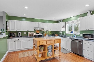 31 Upland St unit 2, North Andover, MA 01845 - photo 7