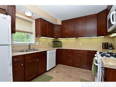 801 W 90th St, Bloomington, MN 55420 - photo 3