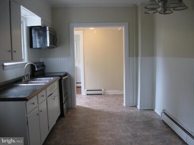 138 S 8th St, Columbia, PA 17512 - photo 6