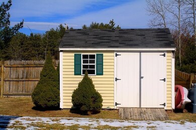 27 Oakridge Ave, North Attleboro, MA 02760 - photo 3