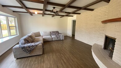 16903 Ravine Cir, Friendswood, TX 77546 - photo 4