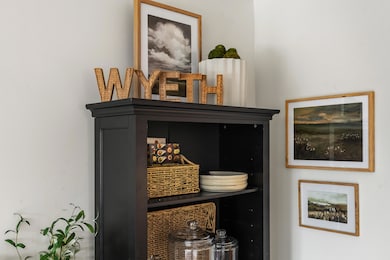 267 U S Route 1 unit 305, Falmouth, ME 04105 - photo 4