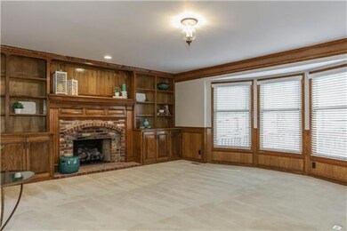 7945 Randall Dr, Lenexa, KS 66215 - photo 7