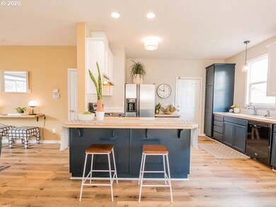 7812 N Clarendon Ave, Portland, OR 97203 - photo 7