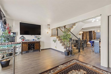 11718 E Canal Dr, Aurora, CO 80011 - photo 6