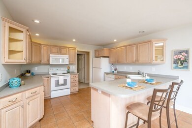 580 Confederacy Dr, Penn Laird, VA 22846 - photo 2