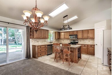 1403 Lois Ln, Nampa, ID 83686 - photo 5